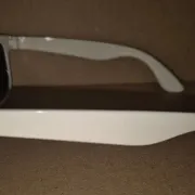 Stylische Sonnenbrille in Weiß – UV 400 Schutz – Top Zustand