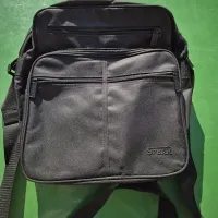 Spear Umhängetasche / Arbeitstasche – Schwarz – 16L Robust