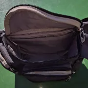 Swiss Digital Bauchtasche – Schwarz – Robustes Polyester – Seltenes Einzelstück